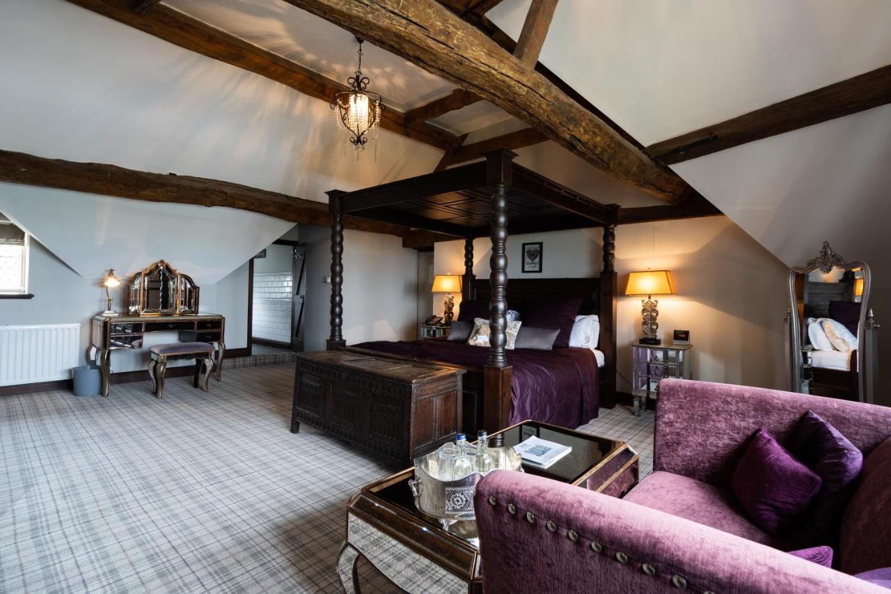 Weston Hall 4* Stafford